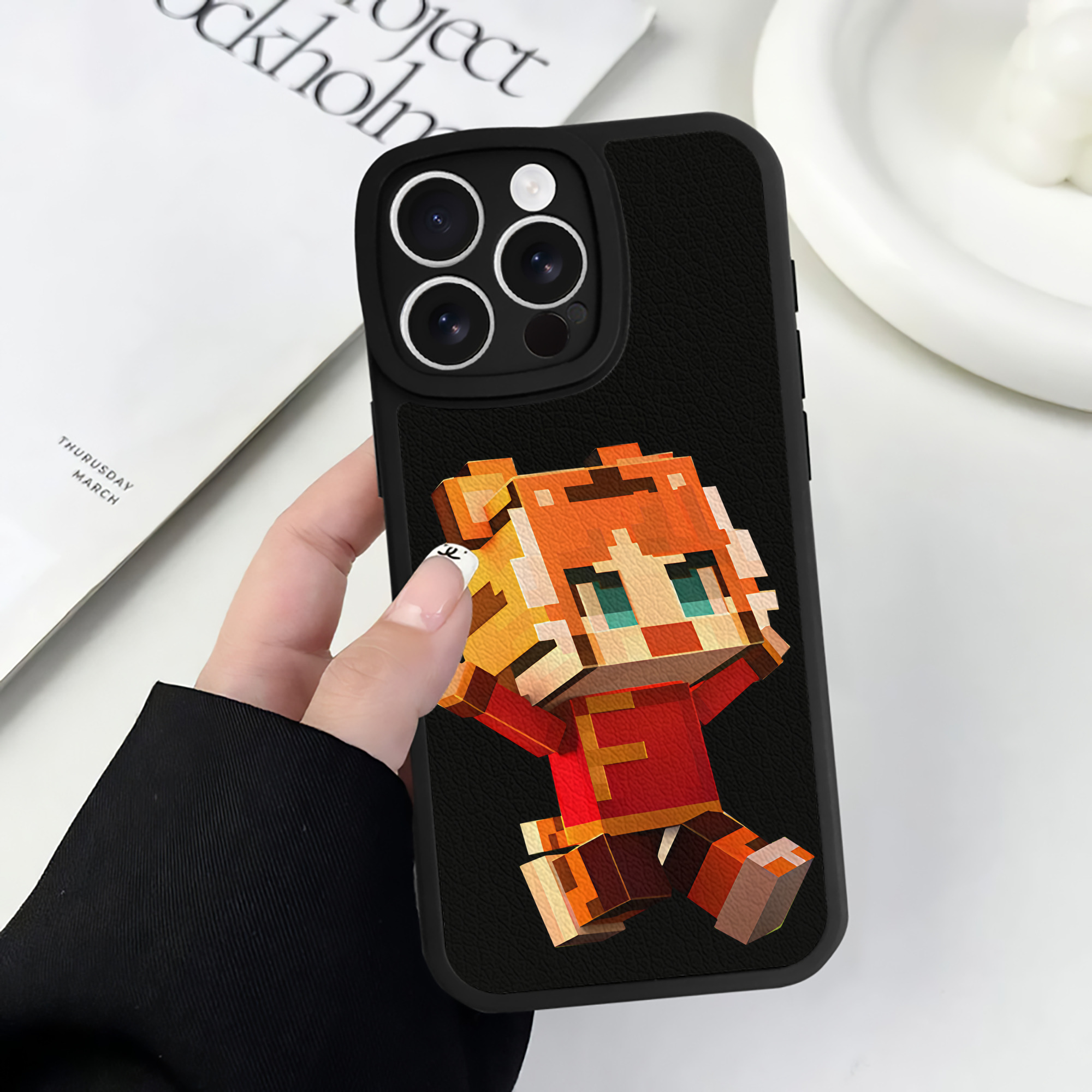 （画像用） マインクラフト ブロックの世界 Minecraft MC Block world 【iPhone 16シリーズ対応】シリコンスマホケース（レザー調） 材質：シリコン